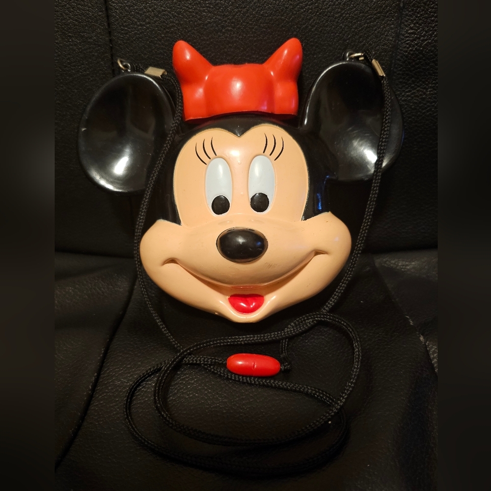 Vintage Minnie Mouse Canteen Plastic Purple Walt Disneyworld Disneyland Drink